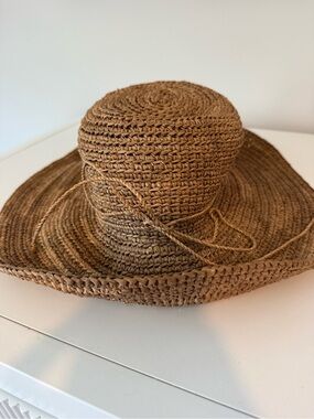 Helen Kaminski Provence Hand Woven 100% Madagascar Raffia Brown One Size